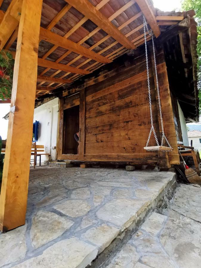 Villa Stara Etno Kuca Radonjic Guča Esterno foto