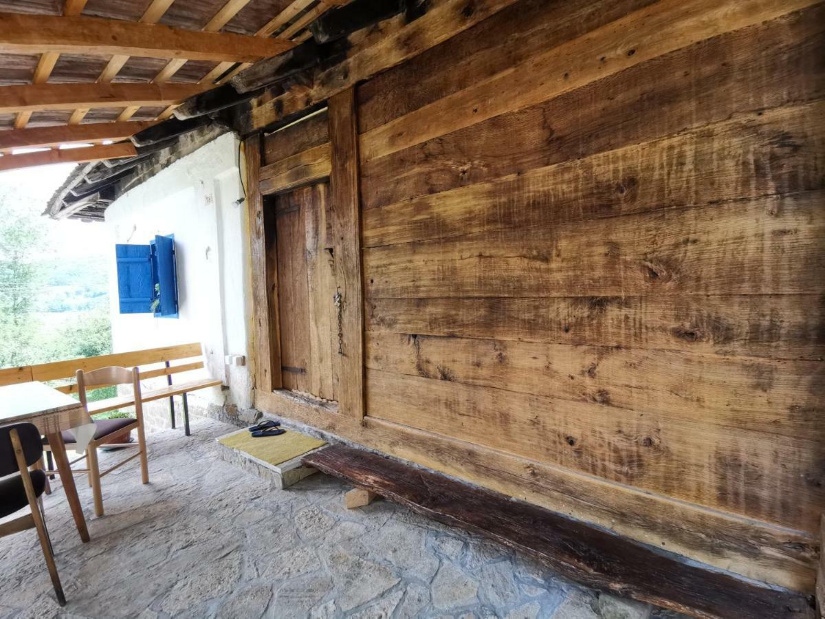 Villa Stara Etno Kuca Radonjic Guča Esterno foto